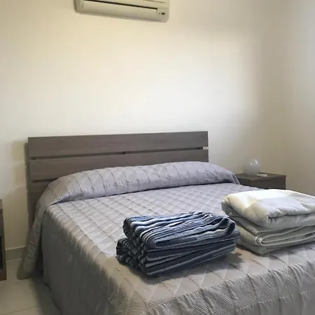 54m2 One Bedroom Flat, 